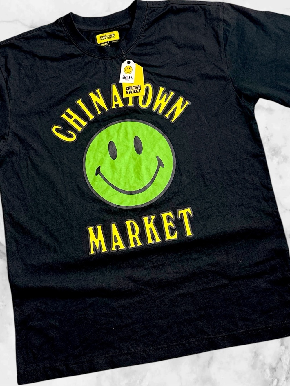 Chinatown Market x Smiley Green Smiley Face Logo T-Shirt
Black Men’s Large NWT